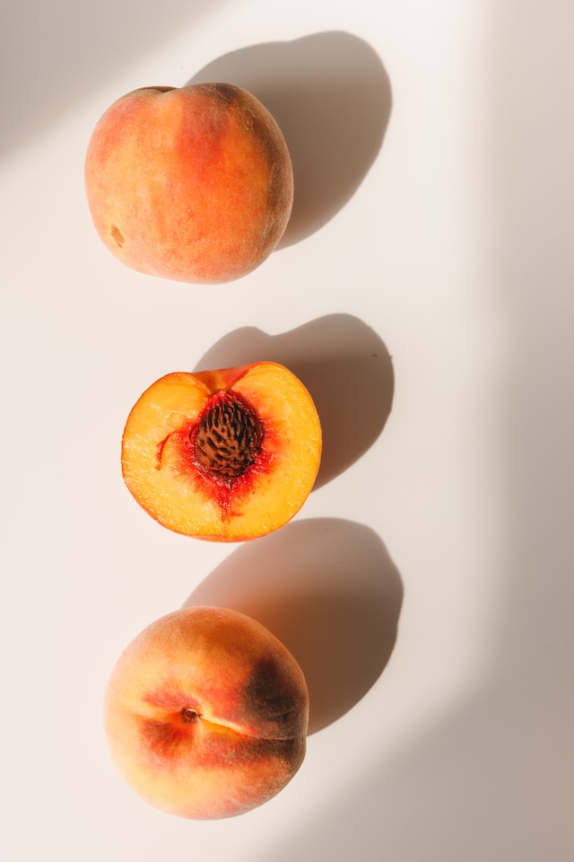 The plural of peach is peaches